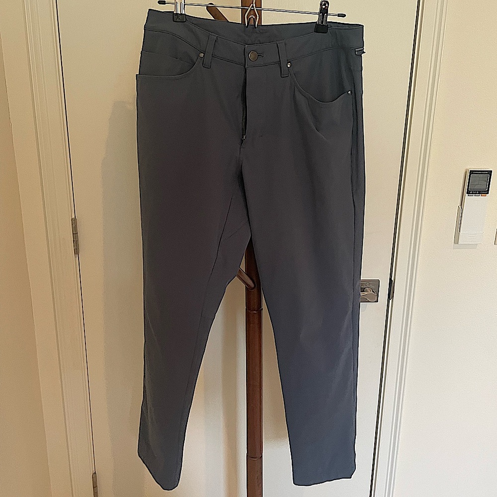 Lululemon abc trousers size 33